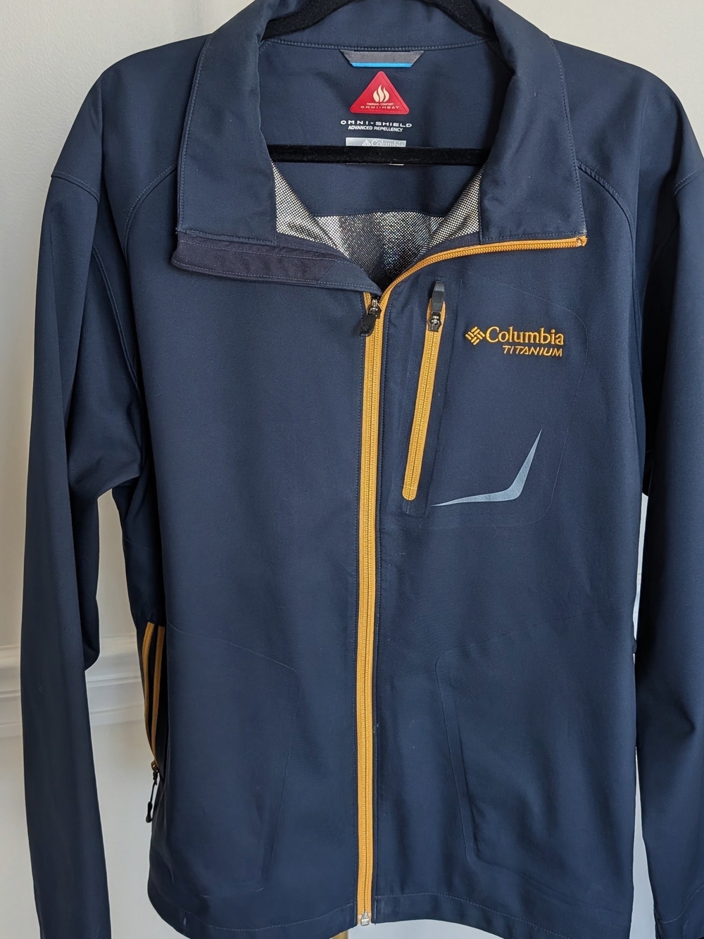 Columbia Titanium Men's Navy Jacket with Yellow Zippers
